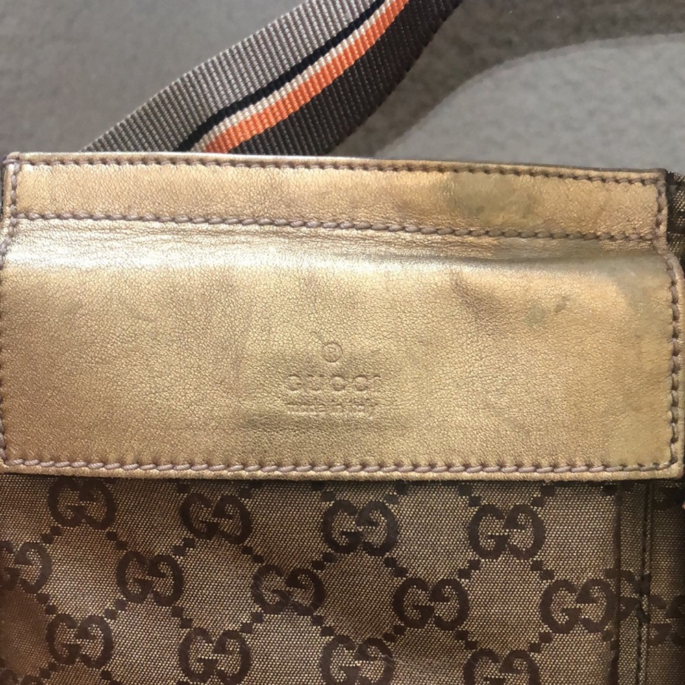 GUCCI BUM BAG - Picture 10 of 16